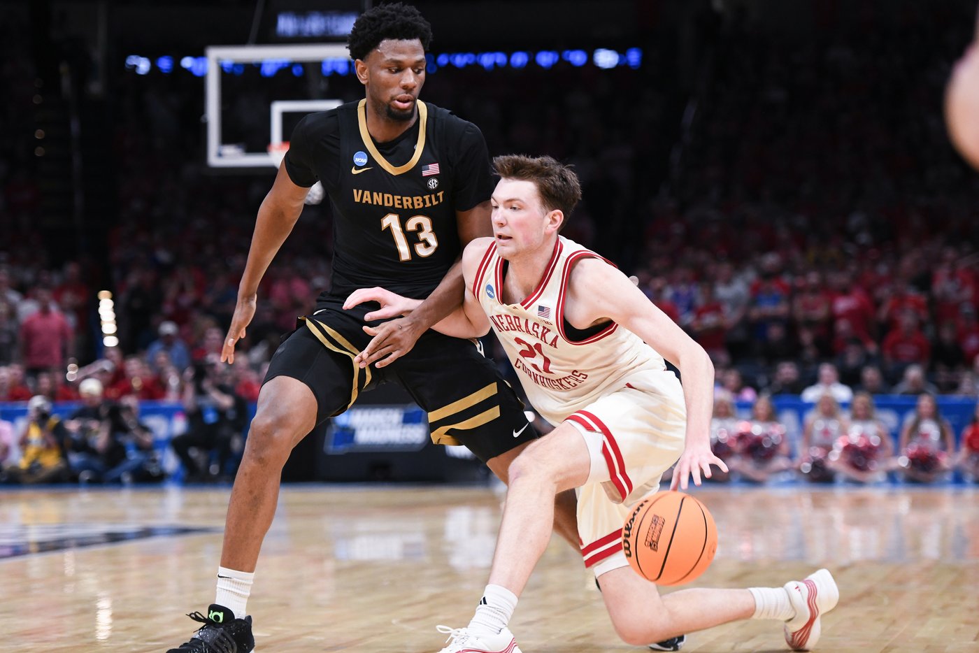 Pryce Sandfort and Nebraska take on transformed Iowa team in NCAA Tournament clash | iNFOnews.ca
