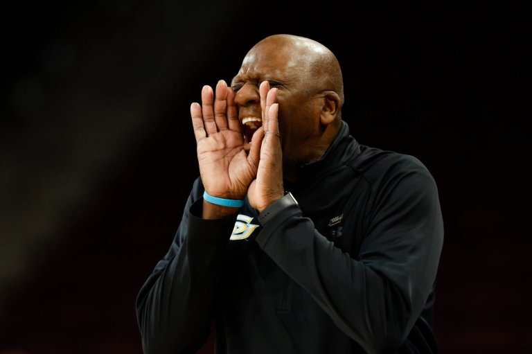 South Carolina's Johnson seeking fifth straight trip to Final Four as she starts NCAA Tournament | iNFOnews.ca