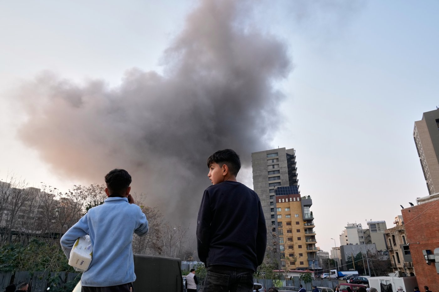 Photos of a central Beirut district struck by Israeli bombs | iNFOnews.ca