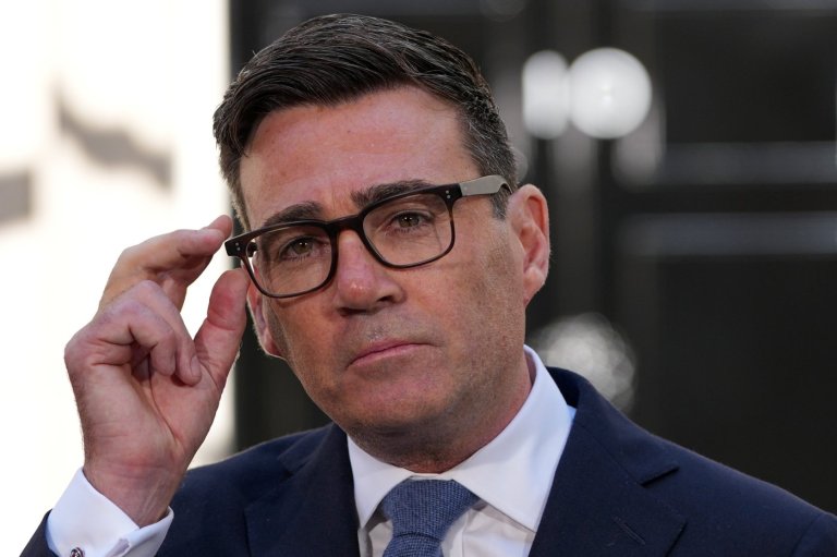 UK leader Burnham gathers his Cabinet after sweeping away Starmer supporters | iNFOnews.ca