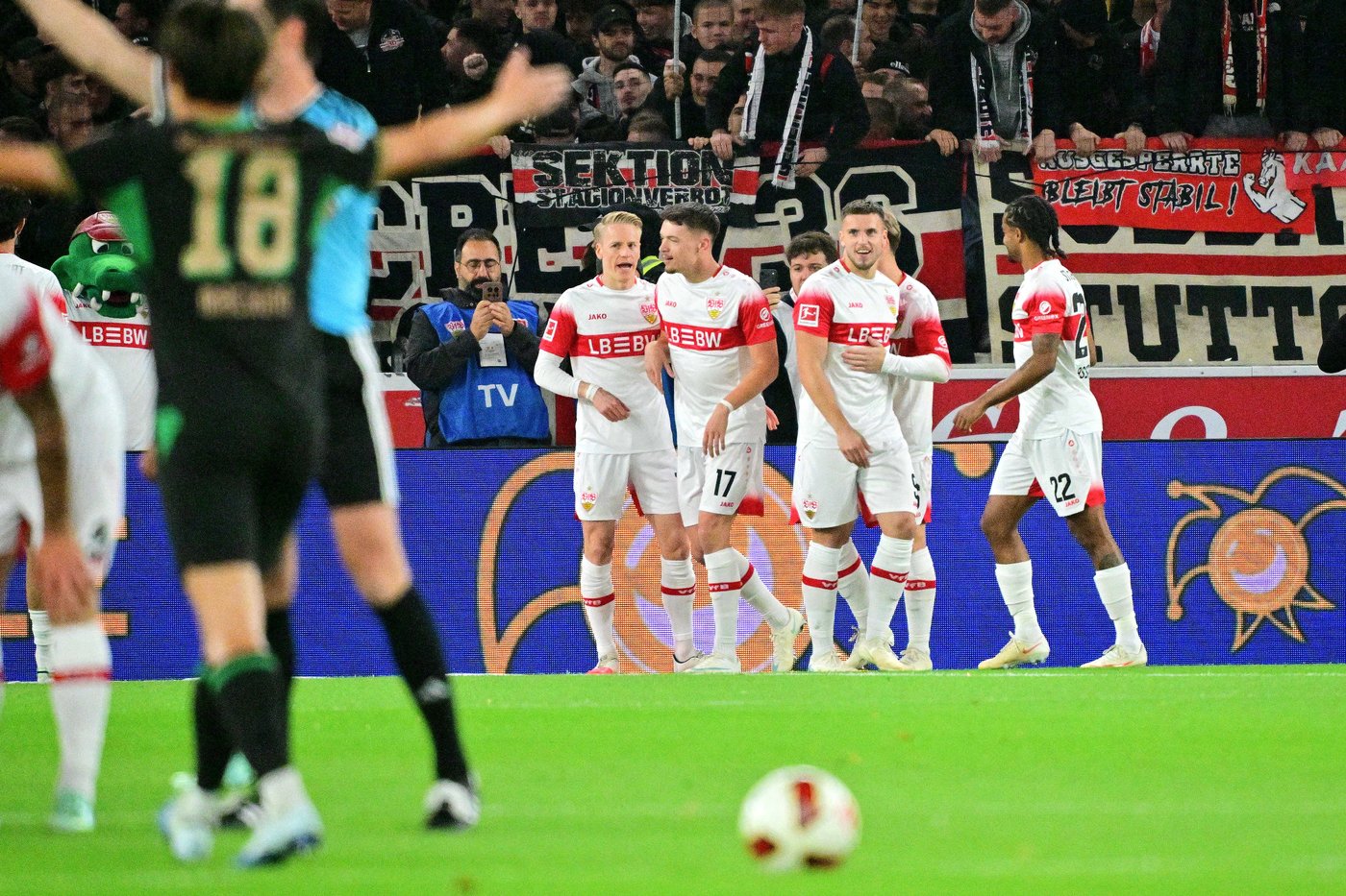 Gladbach ends winless start in Bundesliga and Torino wins third straight in Serie A | iNFOnews.ca Gladbach ends winless start in Bundesliga and Torino wins third straight in Serie A | iNFOnews.ca