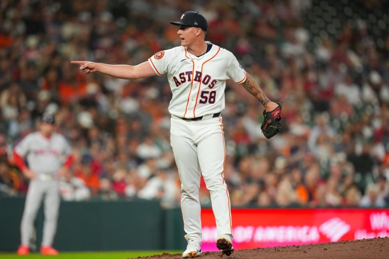 Astros place ace right-hander Hunter Brown on the 15-day injured list with a right shoulder strain | iNFOnews.ca