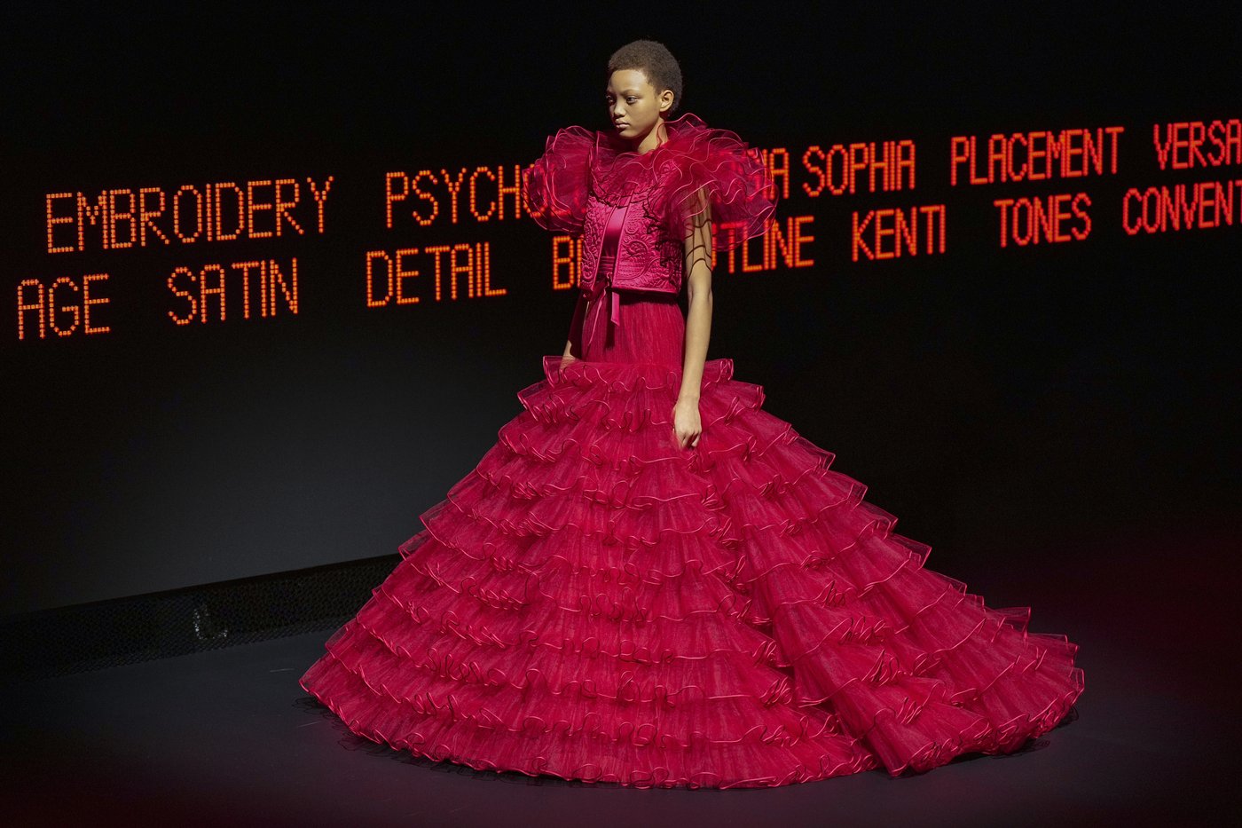 Valentino's new designer showcases history and drama at couture debut in Paris | iNFOnews.ca Valentino's new designer showcases history and drama at couture debut in Paris | iNFOnews.ca