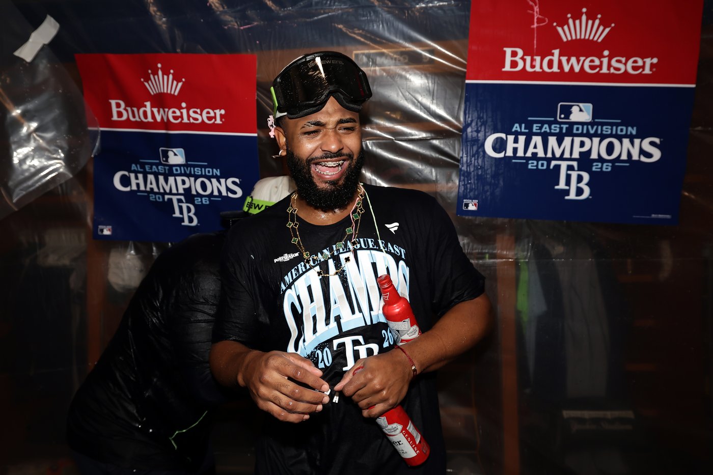Rays clinch 5th AL East title with 6-1 victory at Yankee Stadium in 2nd game of doubleheader | iNFOnews.ca