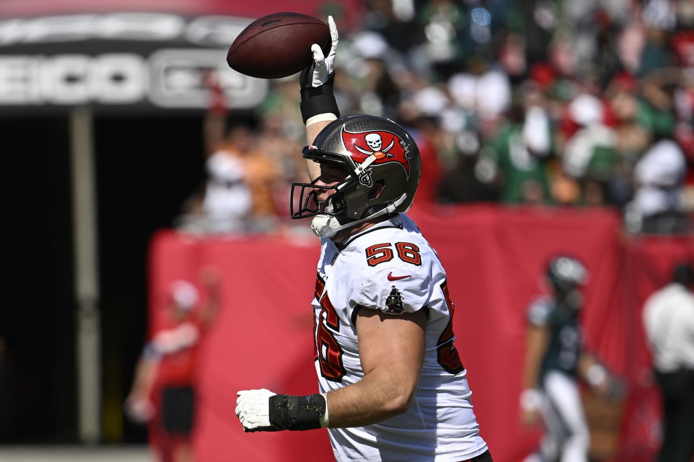 Mayfield throws for 347 yards and accounts for three TDs to lead Bucs over Eagles 33-16 | iNFOnews.ca Mayfield throws for 347 yards and accounts for three TDs to lead Bucs over Eagles 33-16 | iNFOnews.ca