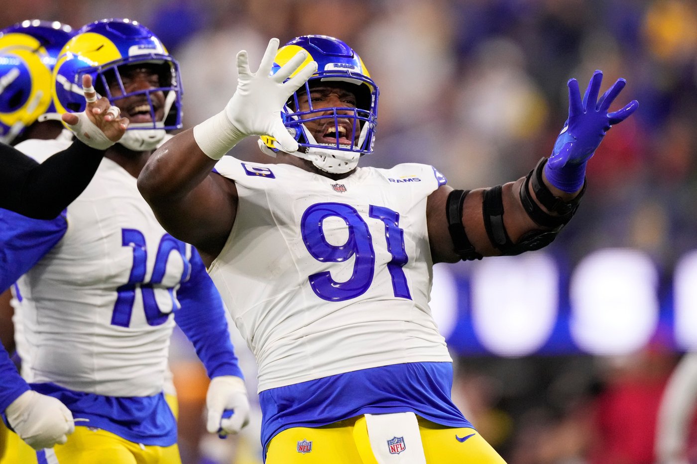 Stafford and Adams connect for 2 more TDs while NFC-leading Rams roll to 34-7 win over Buccaneers | iNFOnews.ca Stafford and Adams connect for 2 more TDs while NFC-leading Rams roll to 34-7 win over Buccaneers | iNFOnews.ca