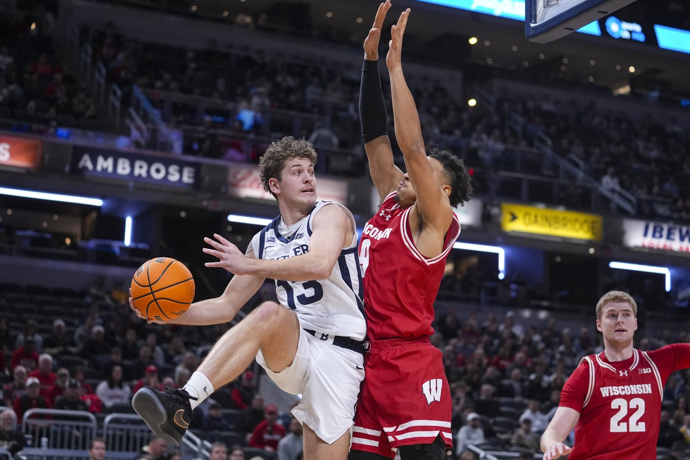 Nolan Winter scores a season-high 20 points to help No. 20 Wisconsin get past Butler 83-74 | iNFOnews.ca