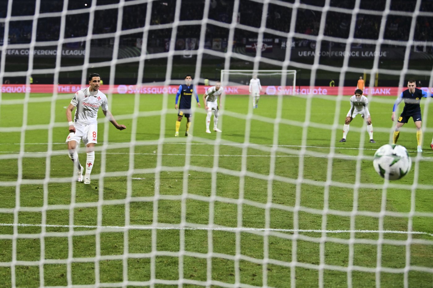 Onana at fault twice as Man United draws 2-2 at Lyon, Tottenham held at home, Chelsea stays perfect | iNFOnews.ca