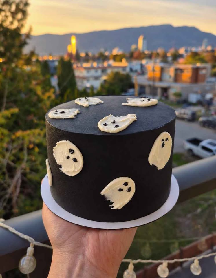 iN PHOTOS: Halloween cakes add fun to spooky season in Thompson-Okanagan | iNFOnews.ca iN PHOTOS: Halloween cakes add fun to spooky season in Thompson-Okanagan | iNFOnews.ca