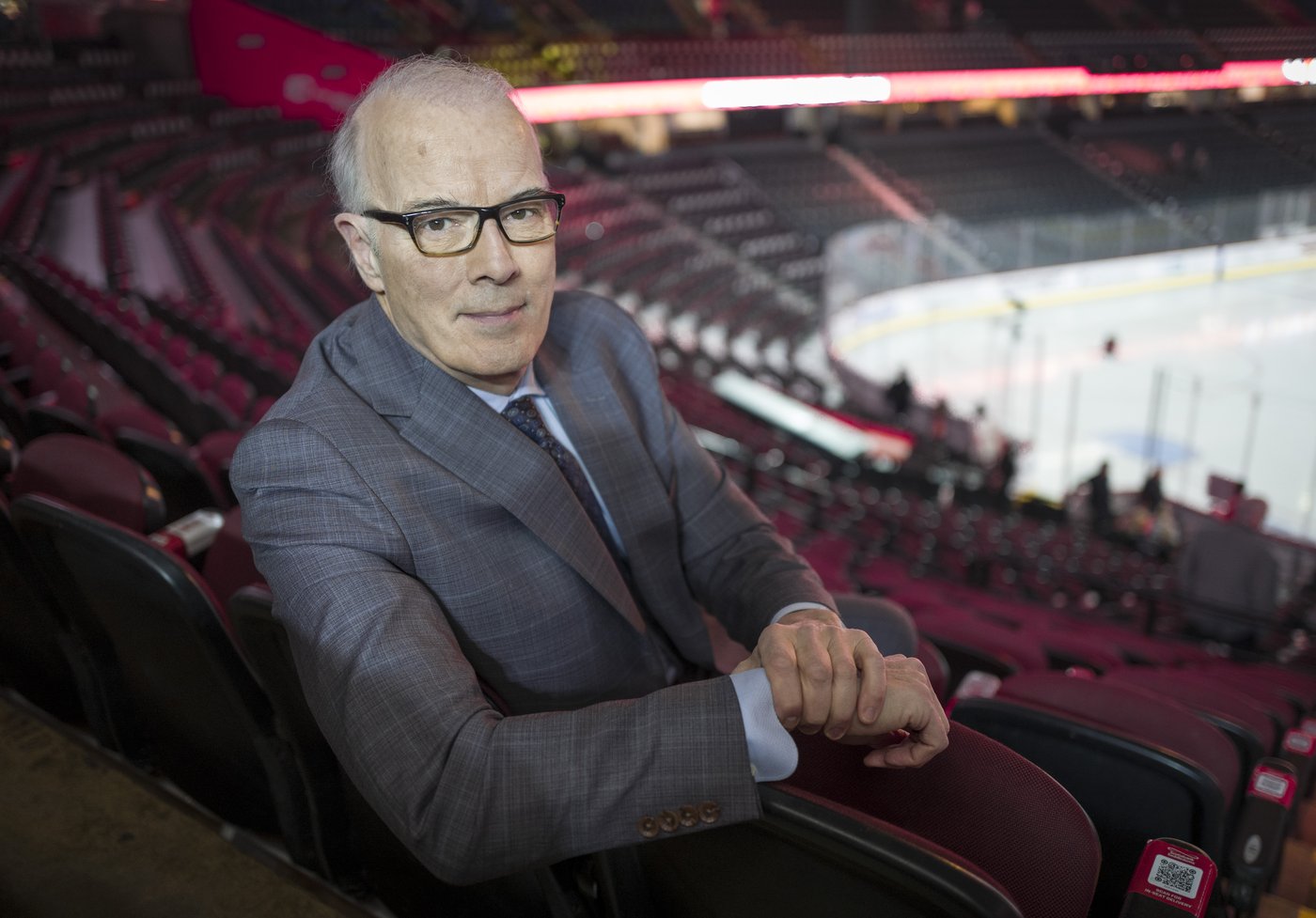 HNIC broadcaster Scott Oake tells story of addiction, loss and hope in new book | iNFOnews.ca HNIC broadcaster Scott Oake tells story of addiction, loss and hope in new book | iNFOnews.ca