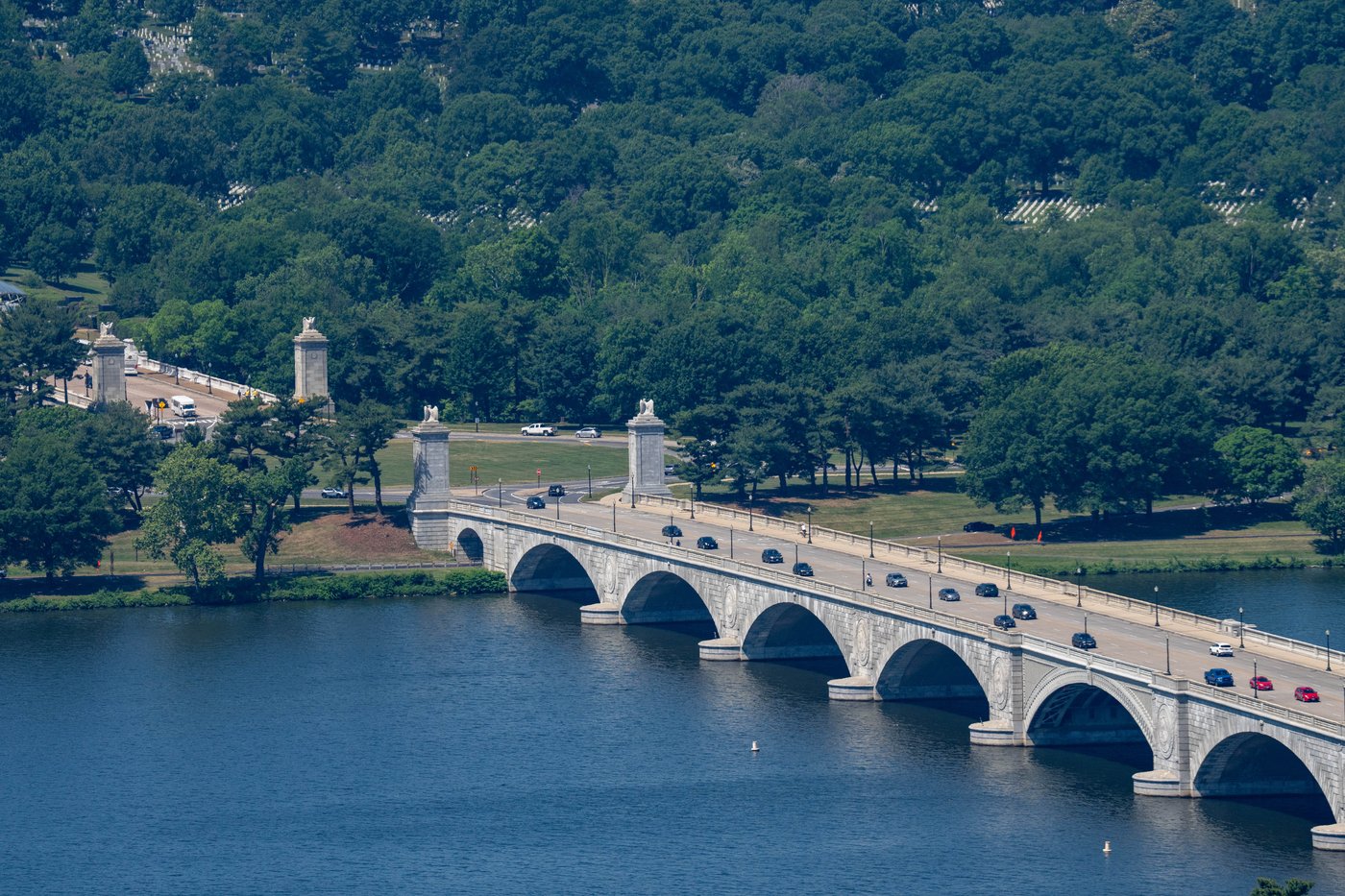 Planning commission seeks more details on Trump’s planned 250-foot arch near the Lincoln Memorial | iNFOnews.ca