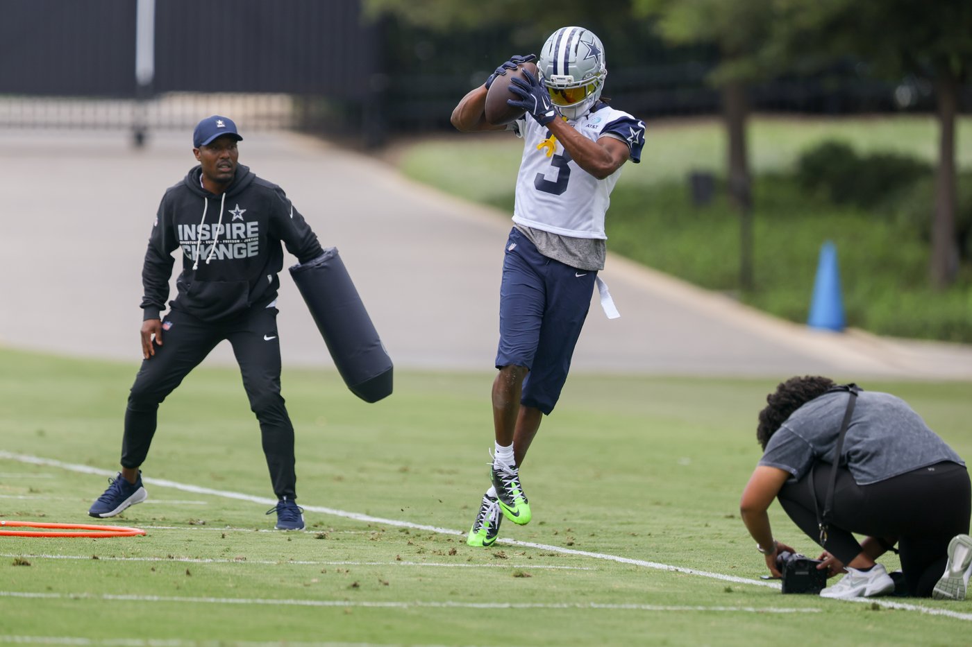 George Pickens joins Cowboys for minicamp after receiver skipped voluntary offseason workouts | iNFOnews.ca