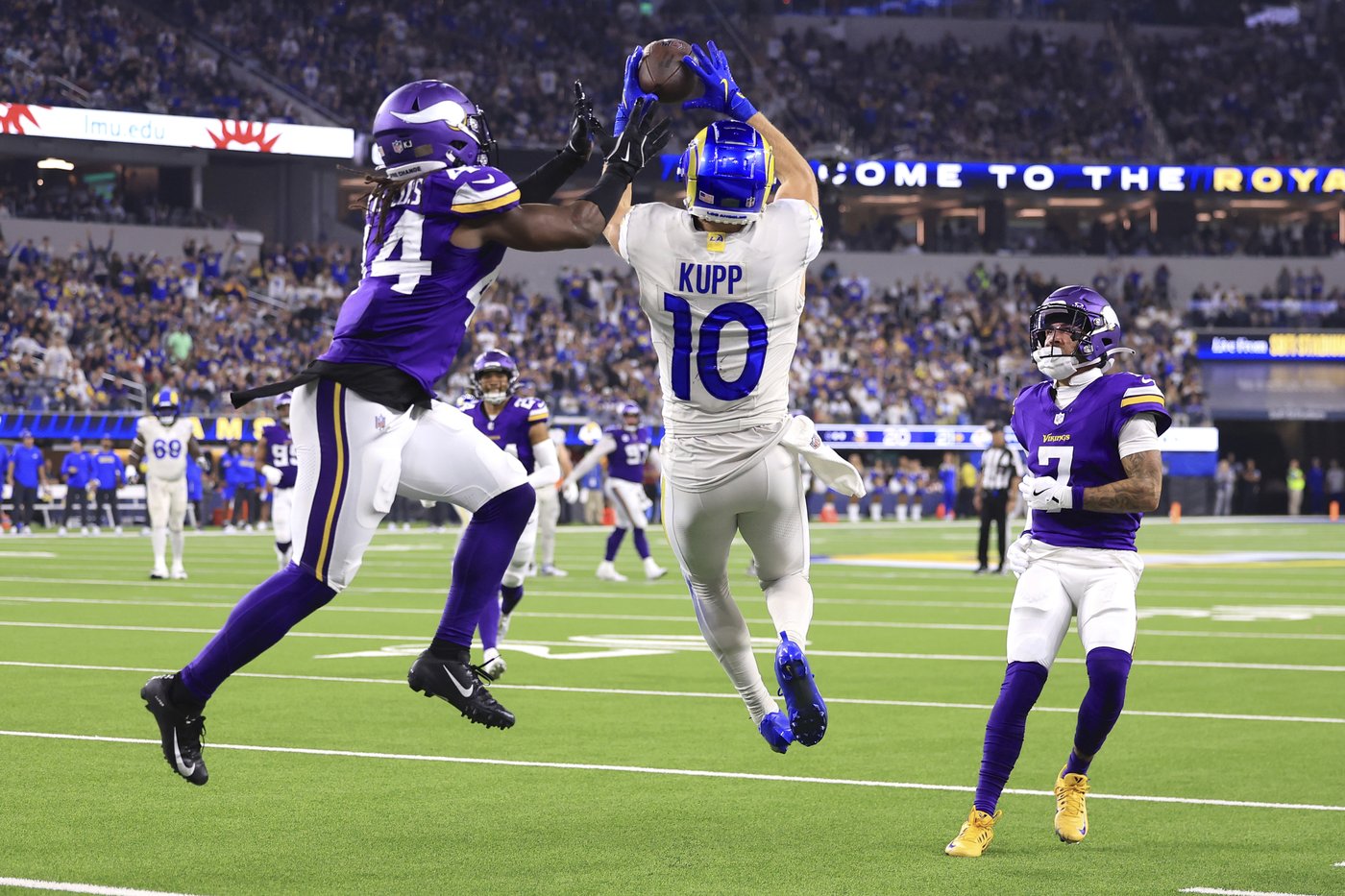 With Kupp and Nacua back from injury, Stafford throws 4 TD passes in Rams' 30-20 win over Vikings | iNFOnews.ca