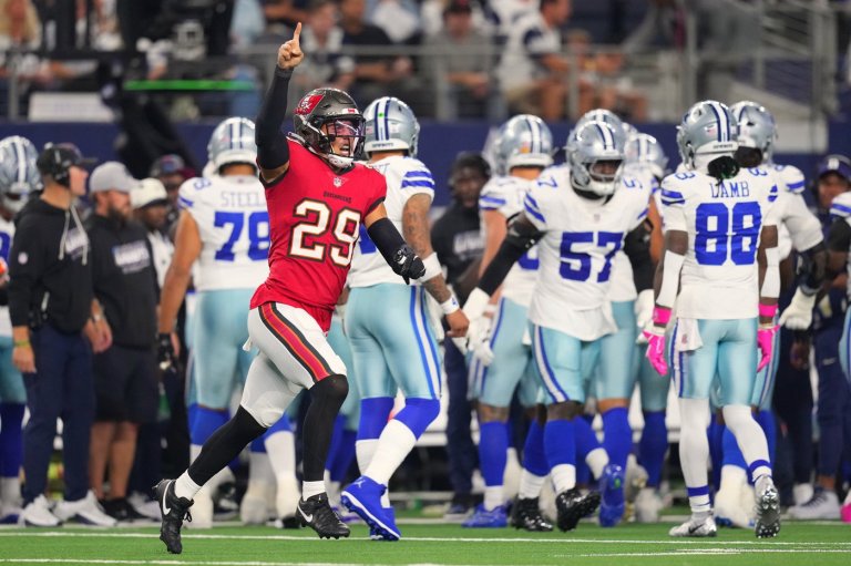 Jerry Jones' Cowboys have plenty of reason for concern after home loss to winless Buccaneers | iNFOnews.ca