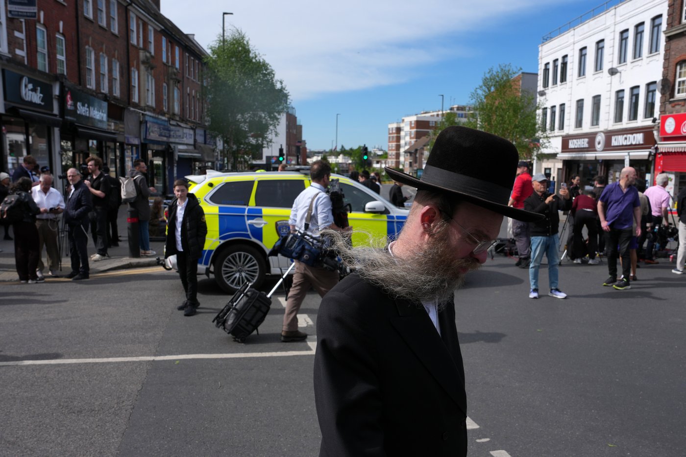 London police say the stabbing of 2 Jewish men is an act of terror. The suspect was arrested | iNFOnews.ca