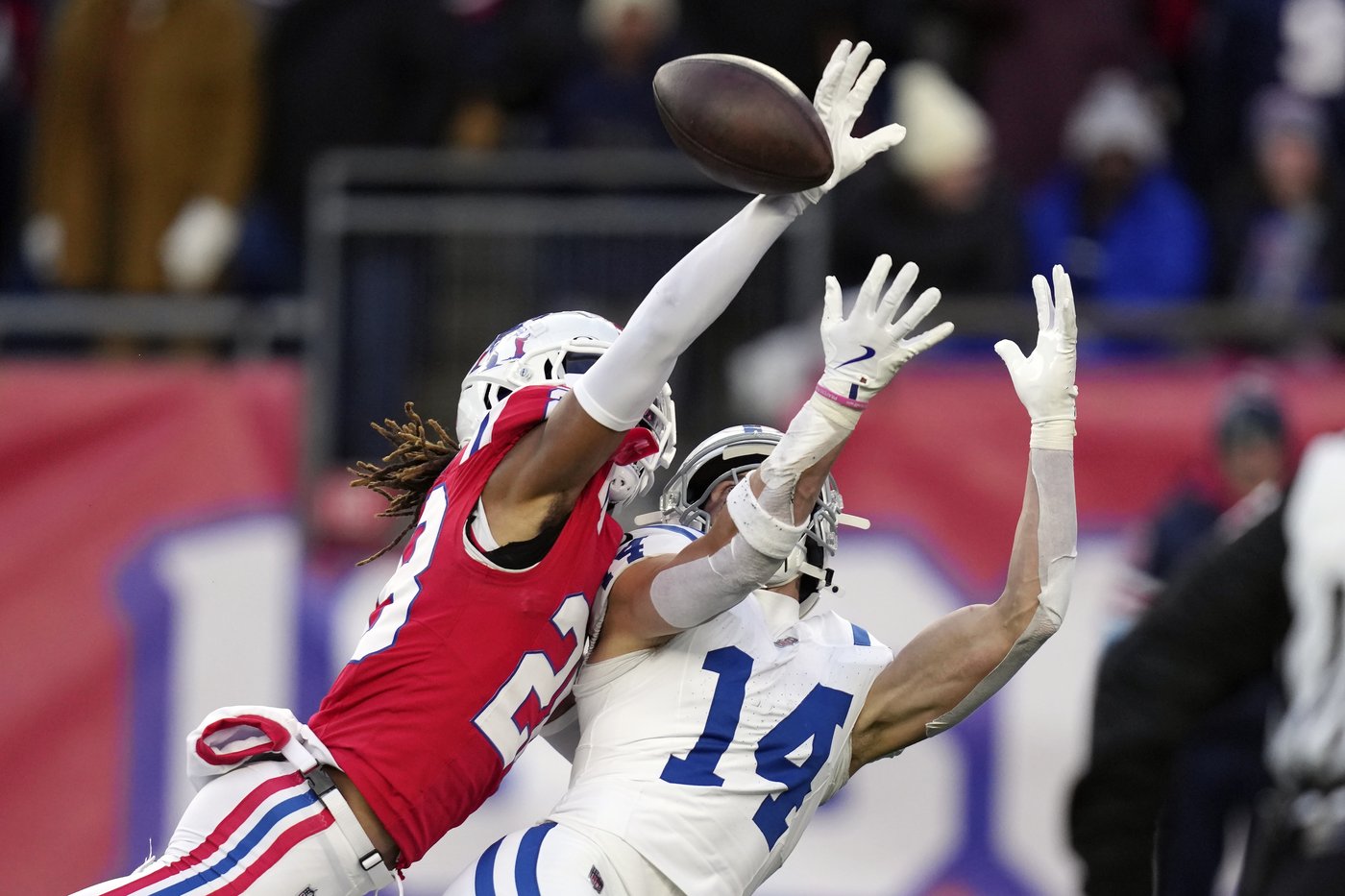 Steichen's risky 2-point call pays off as Colts put playoff hopes in Richardson's hands | iNFOnews.ca