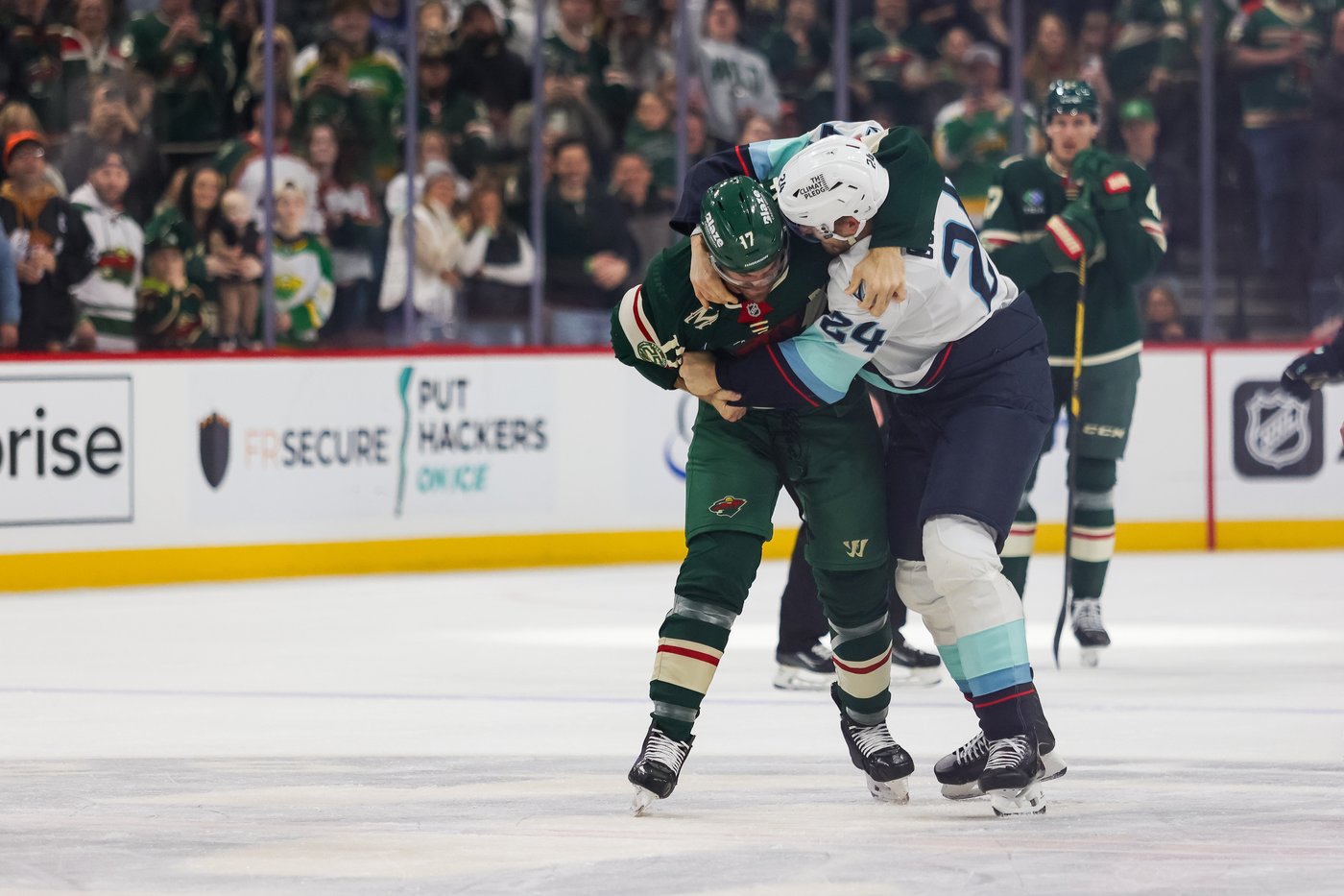Wild beat skidding Kraken 5-2 for 4th straight win, setting up showdown with Stars | iNFOnews.ca Wild beat skidding Kraken 5-2 for 4th straight win, setting up showdown with Stars | iNFOnews.ca