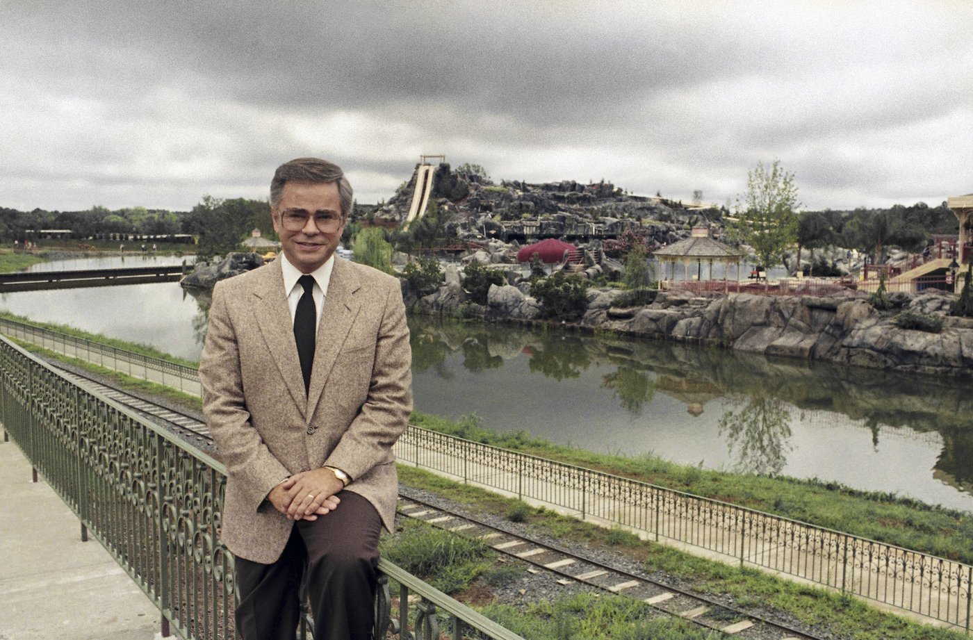 Jim Bakker, who lost his ‘PTL Club’ televangelism empire in sex and money scandals, dies at 86 | iNFOnews.ca Jim Bakker, who lost his ‘PTL Club’ televangelism empire in sex and money scandals, dies at 86 | iNFOnews.ca