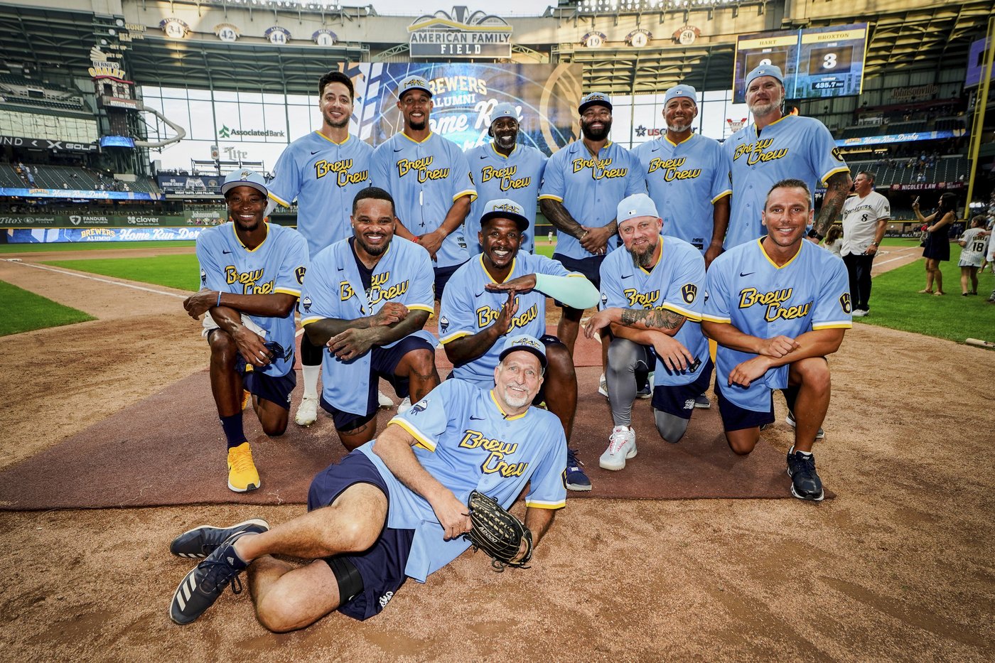 Brewers' successful promotion could result in more alumni home-run derby events | iNFOnews.ca Brewers' successful promotion could result in more alumni home-run derby events | iNFOnews.ca