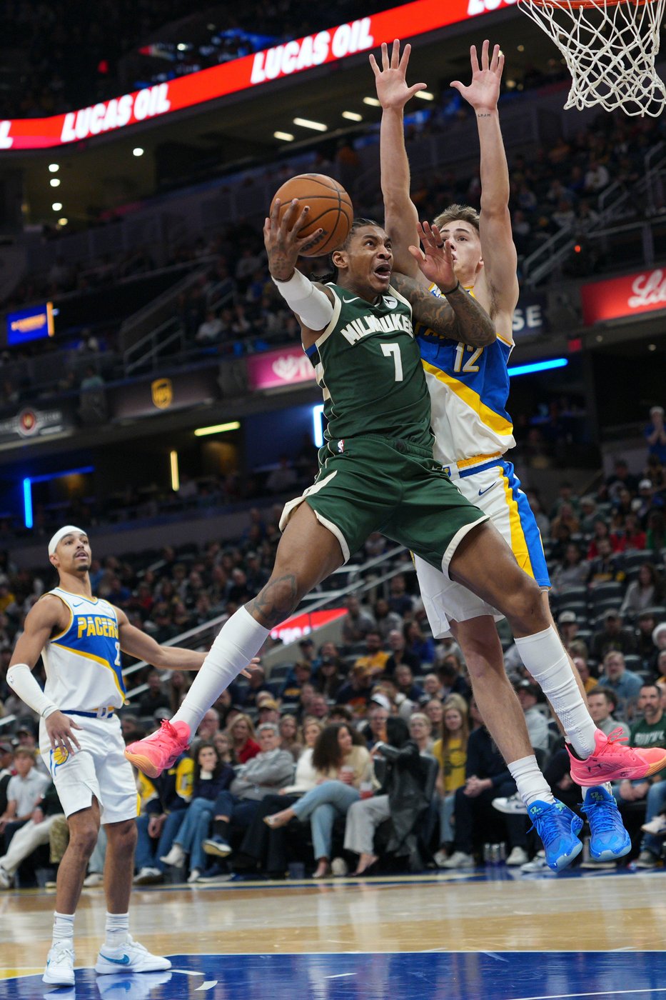 Porter, Rollins guide Bucks past Pacers 111-94 | iNFOnews.ca Porter, Rollins guide Bucks past Pacers 111-94 | iNFOnews.ca