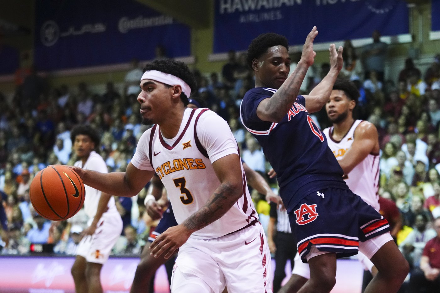 Johni Broome scores winning putback to lead No. 4 Auburn past No. 5 Iowa State, 83-81 | iNFOnews.ca