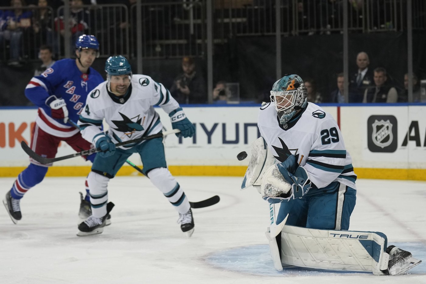 Zibanejad, Vesey and Trocheck score in 2nd period as Rangers beat Sharks 3-2 | iNFOnews.ca Zibanejad, Vesey and Trocheck score in 2nd period as Rangers beat Sharks 3-2 | iNFOnews.ca