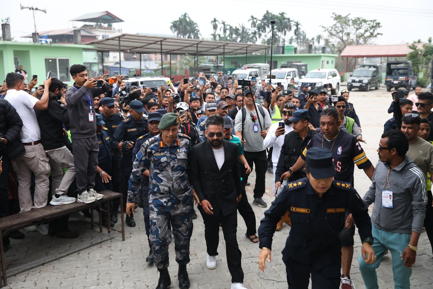 Ex-rapper's political party leads early results in Nepal's first election since 2025 youth revolt | iNFOnews.ca Ex-rapper's political party leads early results in Nepal's first election since 2025 youth revolt | iNFOnews.ca