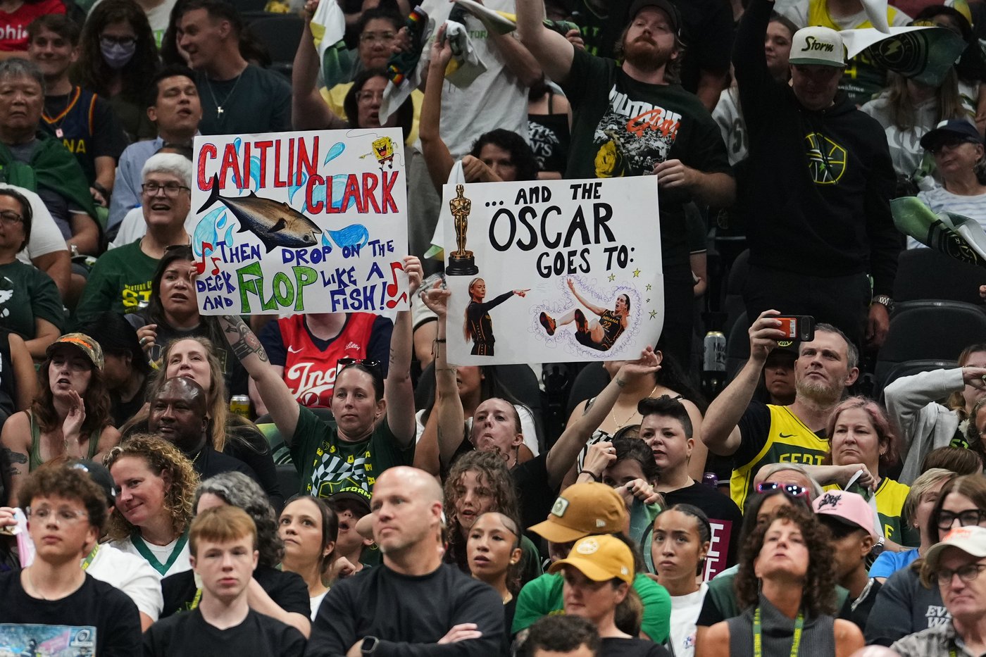 Seattle Storm apologize for an exchange between a co-owner and 2 fans | iNFOnews.ca Seattle Storm apologize for an exchange between a co-owner and 2 fans | iNFOnews.ca