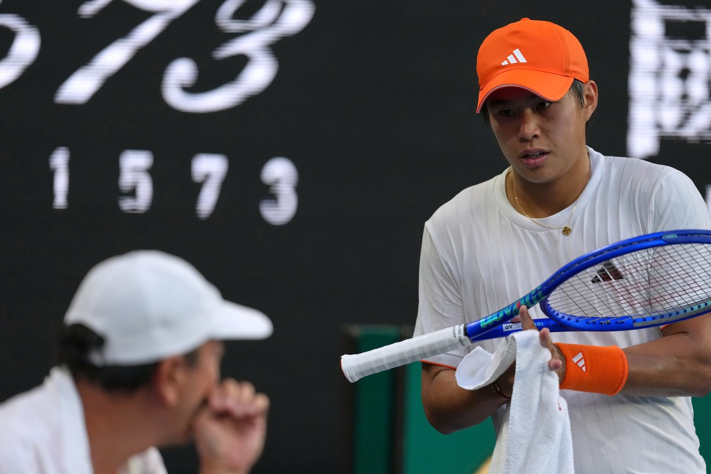 Michael Chang's influence on Learner Tien impresses victorious Alexander Zverev at Australian Open | iNFOnews.ca Michael Chang's influence on Learner Tien impresses victorious Alexander Zverev at Australian Open | iNFOnews.ca