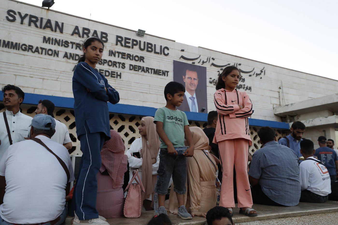 Thousands are pouring into Syria, fleeing worsening conflict in Lebanon | iNFOnews.ca