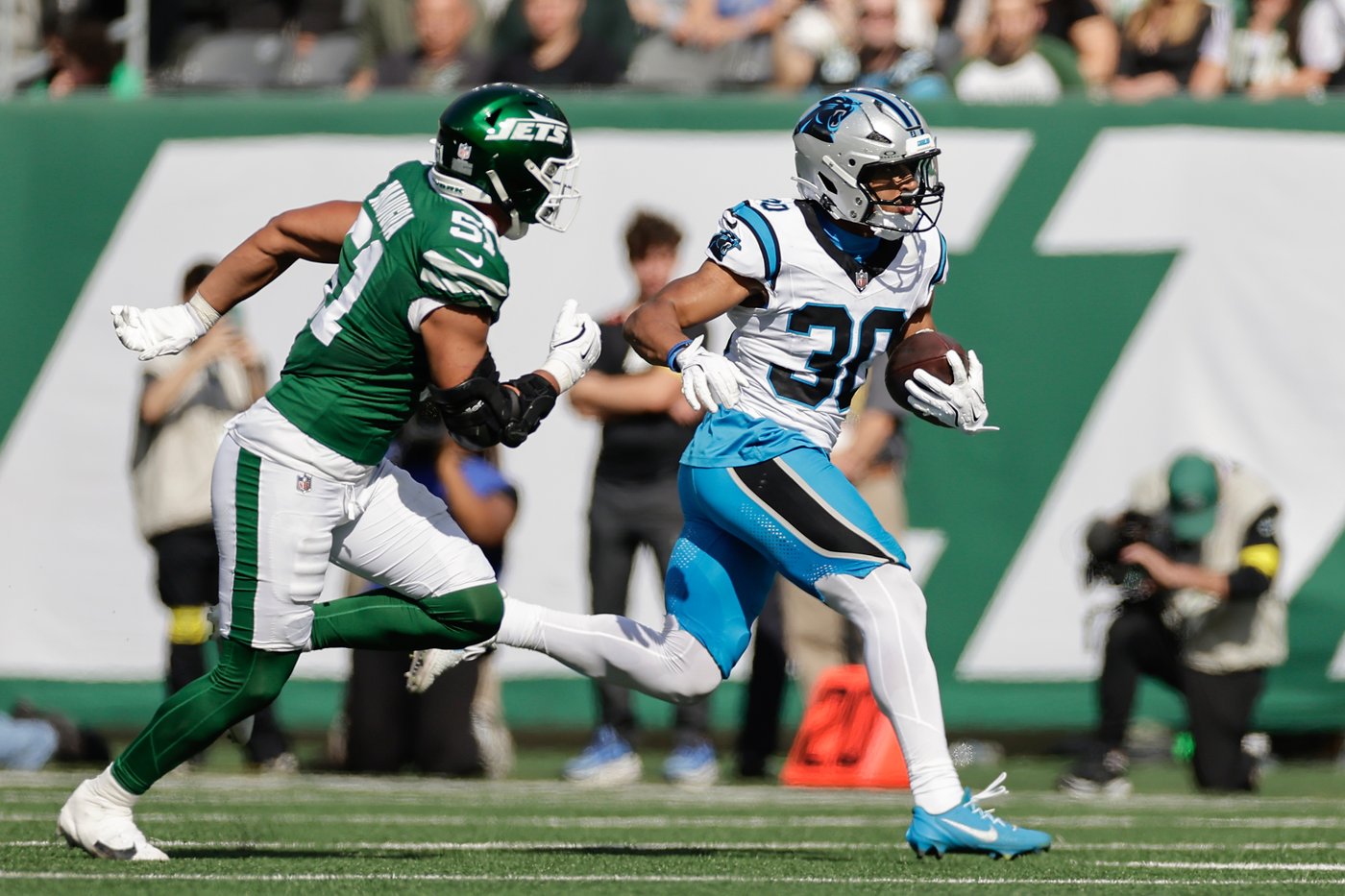 Panthers will look to exploit Bills' 31st-ranked run defense, control clock with two-back approach | iNFOnews.ca