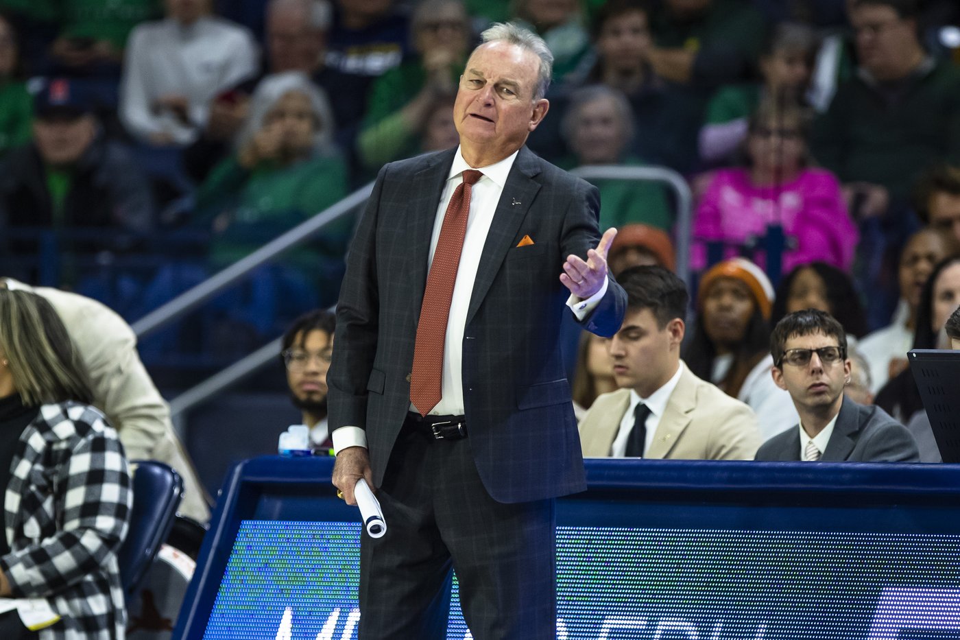 Hidalgo scores 30 as No. 10 Notre Dame women beat No. 4 Texas 80-70 in OT | iNFOnews.ca