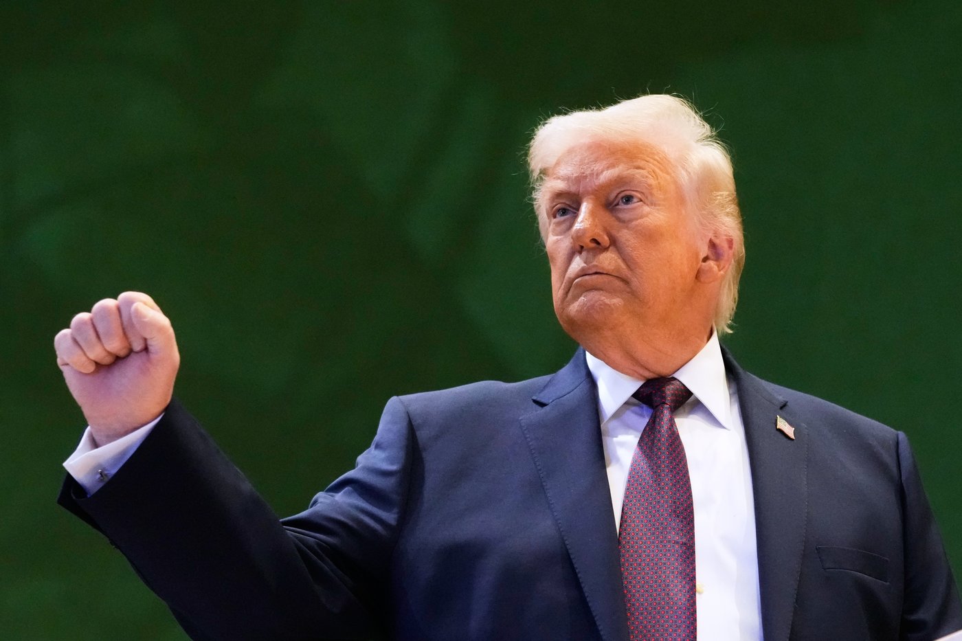LISTEN: Donald Trump's second first term's theme is 'determination,' AP reporters say | iNFOnews.ca LISTEN: Donald Trump's second first term's theme is 'determination,' AP reporters say | iNFOnews.ca