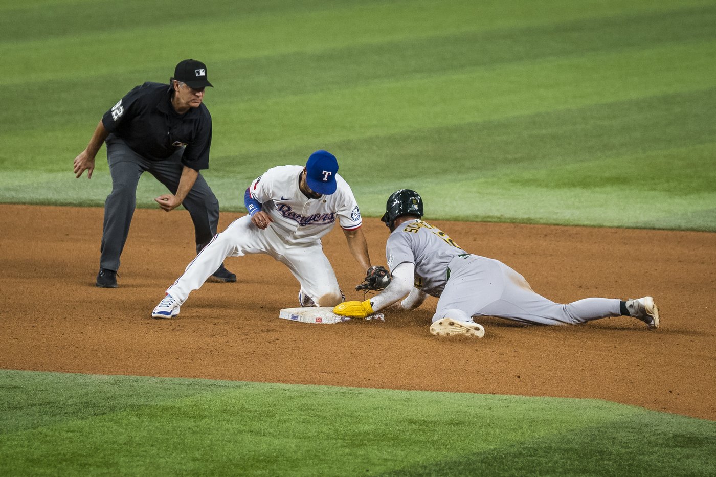 Soderstrom hits a 2-run double as the A's knock off the Rangers 2-1 | iNFOnews.ca Soderstrom hits a 2-run double as the A's knock off the Rangers 2-1 | iNFOnews.ca