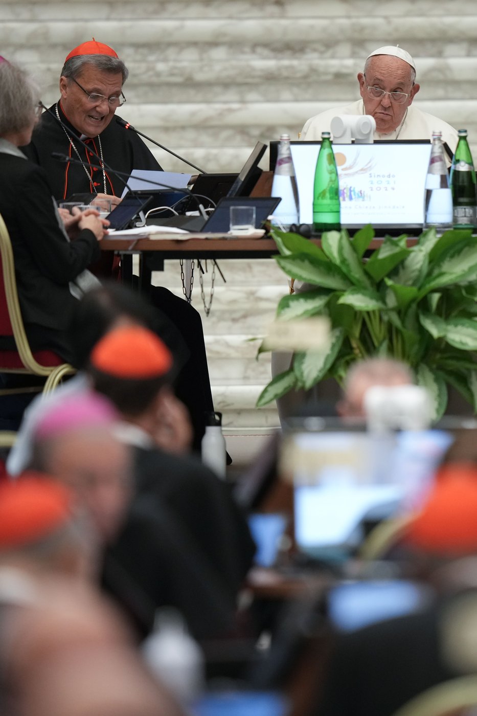 Catholic reform debate launched by Pope Francis leans away from ordained roles for women | iNFOnews.ca