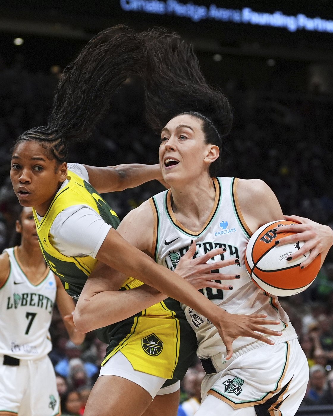 Nneka Ogwumike scores 26, Skylar Diggins adds 20 to help Storm beat Liberty 89-79 | iNFOnews.ca Nneka Ogwumike scores 26, Skylar Diggins adds 20 to help Storm beat Liberty 89-79 | iNFOnews.ca