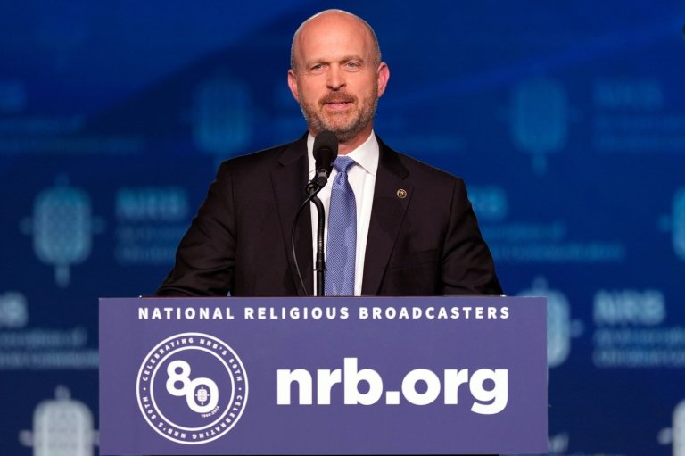 Heritage Foundation head defends Tucker Carlson for hosting white nationalist with antisemitic views | iNFOnews.ca Heritage Foundation head defends Tucker Carlson for hosting white nationalist with antisemitic views | iNFOnews.ca