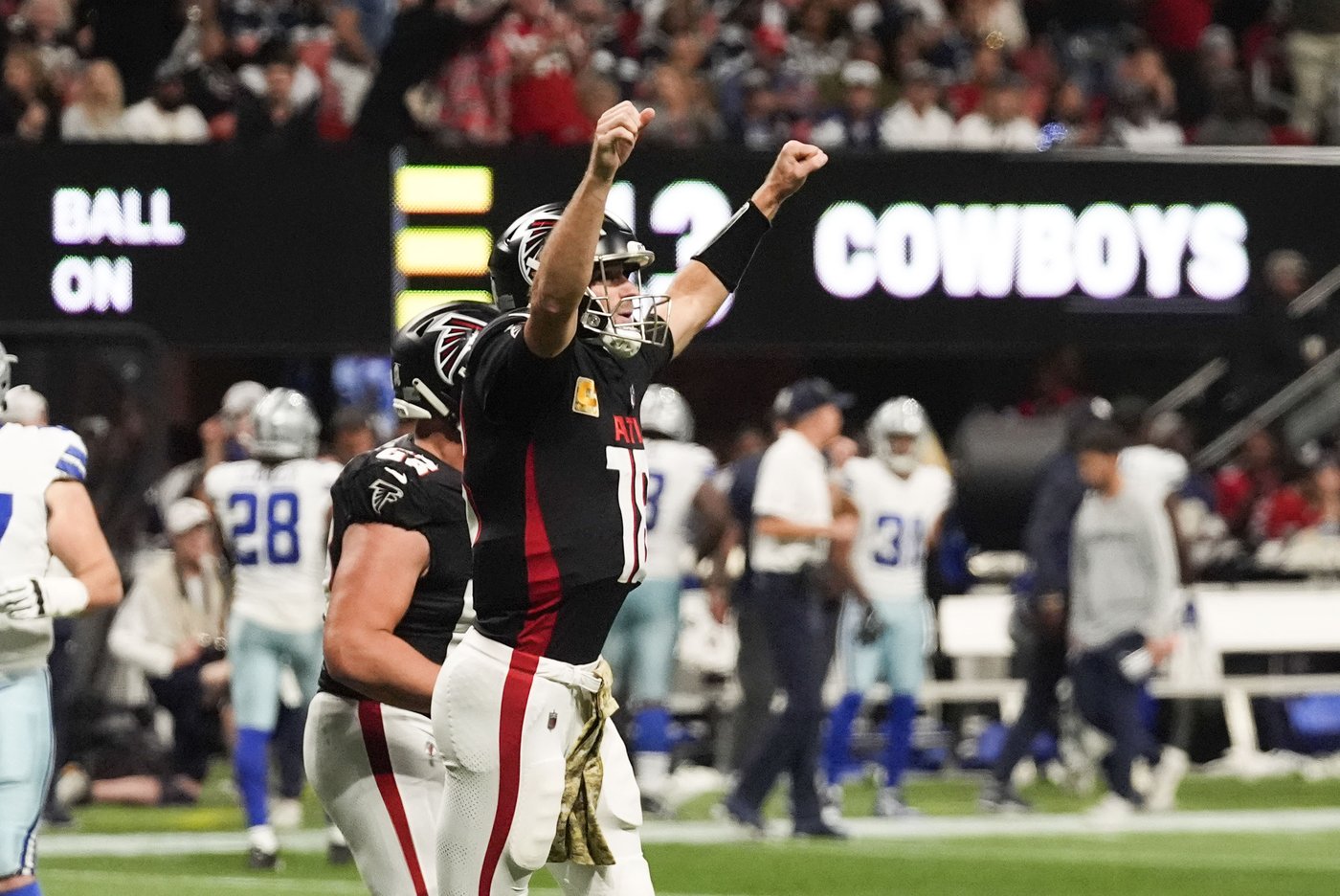 Cousins throws 3 TD passes, 1st-place Falcons hand Cowboys 3rd straight loss, 27-21 | iNFOnews.ca
