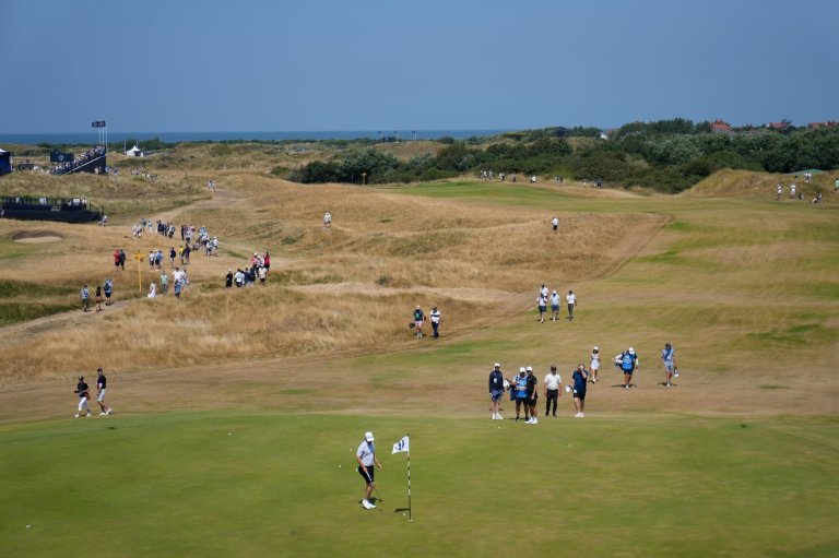 Distance debate at this British Open is how far the golf ball goes on the ground | iNFOnews.ca