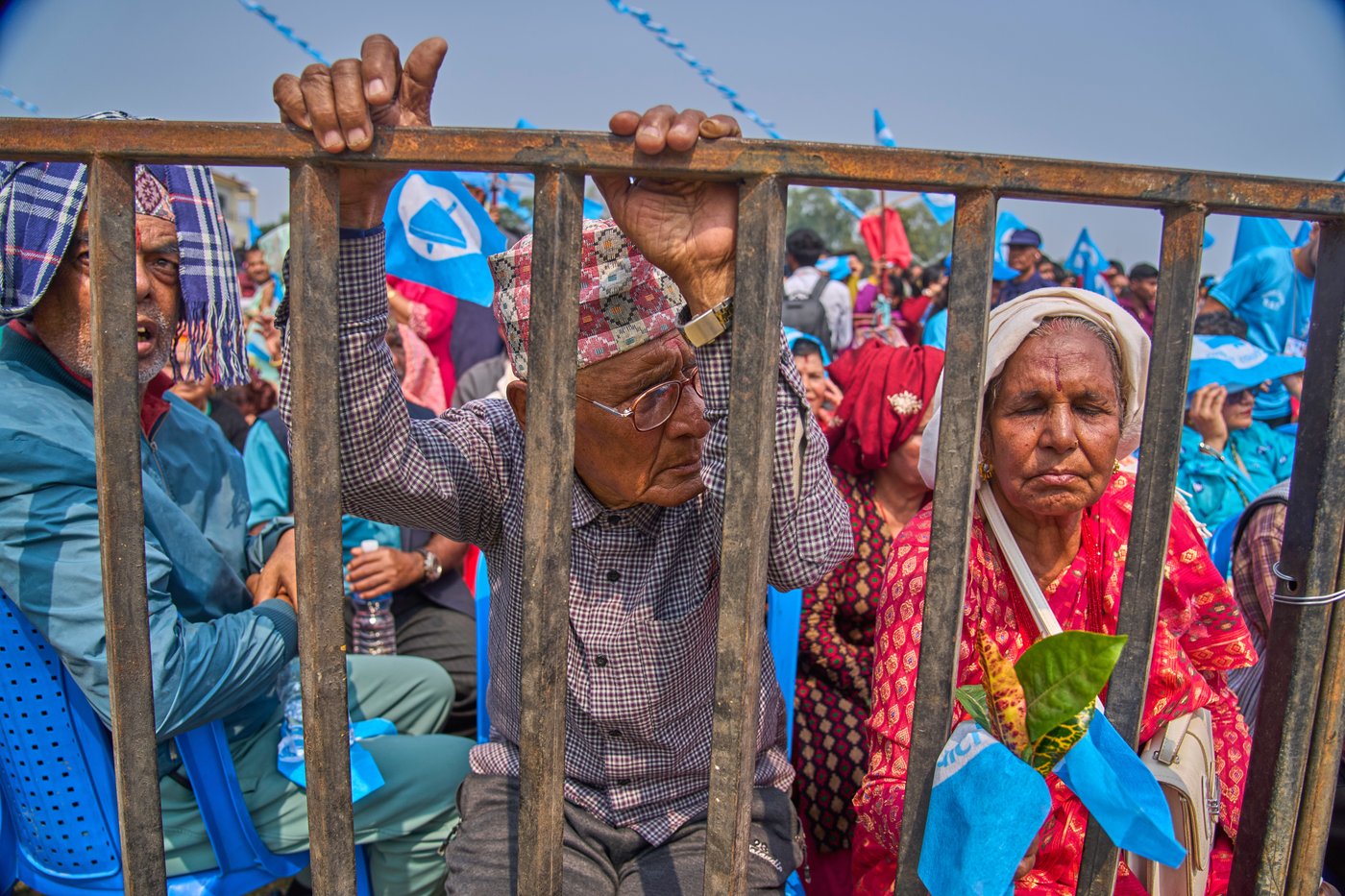 Photos of Nepali former rapper drawing crowds to his campaign for prime minister | iNFOnews.ca