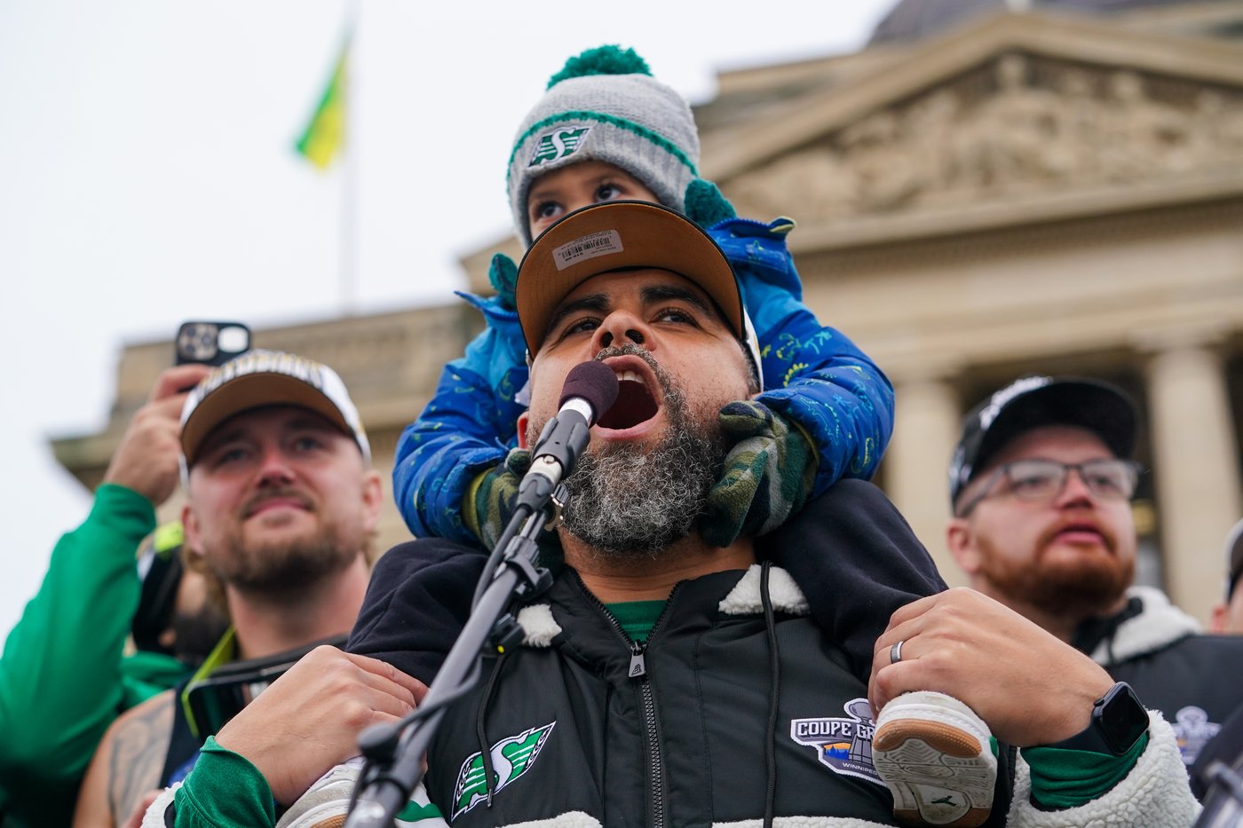 Roughriders' Corey Mace captures CFL's coach of the year award | iNFOnews.ca Roughriders' Corey Mace captures CFL's coach of the year award | iNFOnews.ca