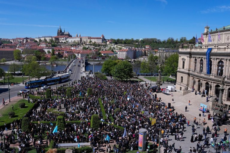 Czech students protest a government plan to overhaul funding for public media | iNFOnews.ca
