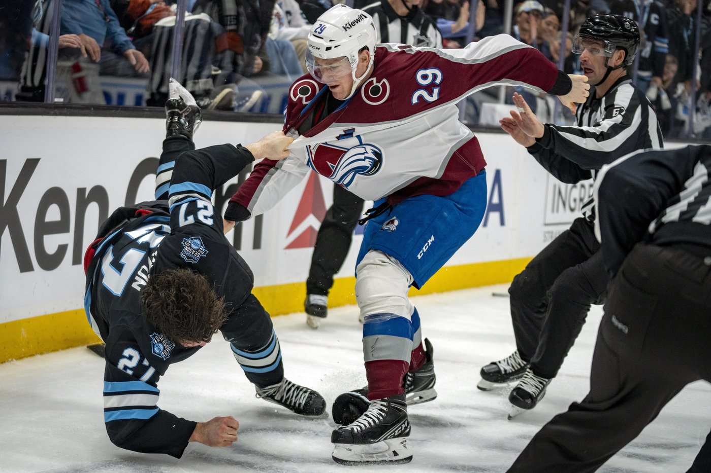 Lehkonen has hat trick, Blackwood stops 34 shots as Avalanche beat Utah 4-1 | iNFOnews.ca