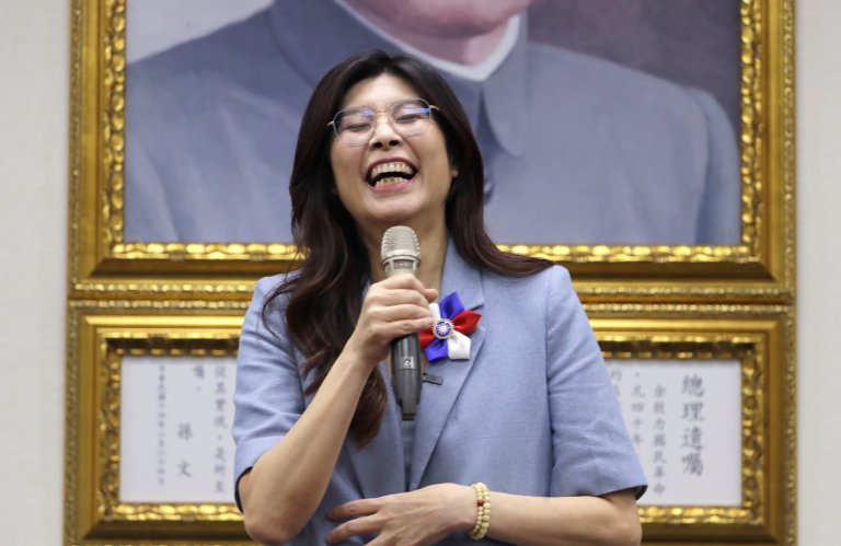 Taiwan's main opposition party elects new leader in a race clouded by claims of China meddling | iNFOnews.ca