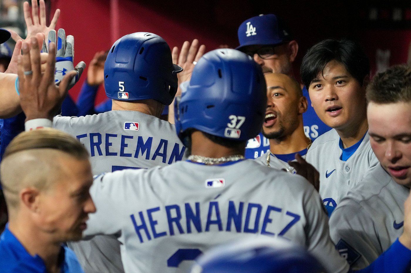Ohtani hits 54th homer as Dodgers beat Diamondbacks 8-0 for 12th NL West title in 13 years | iNFOnews.ca Ohtani hits 54th homer as Dodgers beat Diamondbacks 8-0 for 12th NL West title in 13 years | iNFOnews.ca