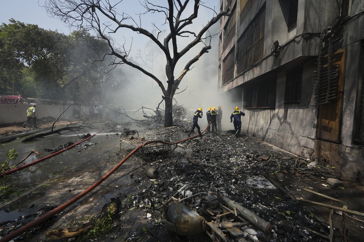 PHOTO COLLECTION: India Plane Crash | iNFOnews.ca PHOTO COLLECTION: India Plane Crash | iNFOnews.ca