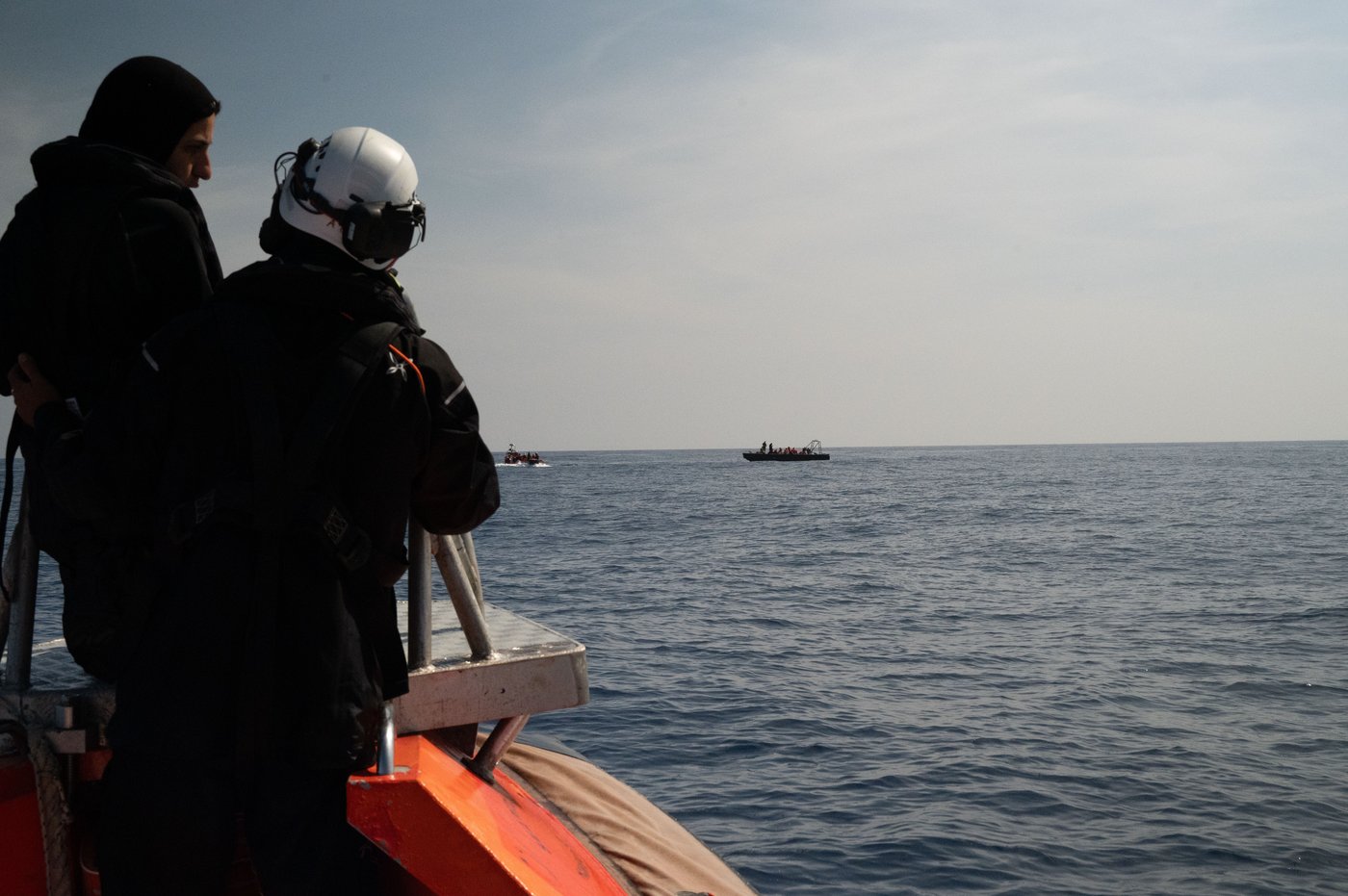 Aid group says Libyan-linked vessels fired on a migrant rescue ship in the Mediterranean | iNFOnews.ca