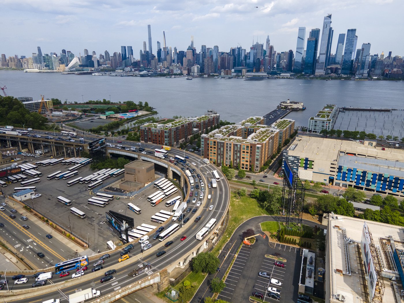Visiting the Big Apple? Prepare to pay more if you drive to busiest part of Manhattan | iNFOnews.ca Visiting the Big Apple? Prepare to pay more if you drive to busiest part of Manhattan | iNFOnews.ca