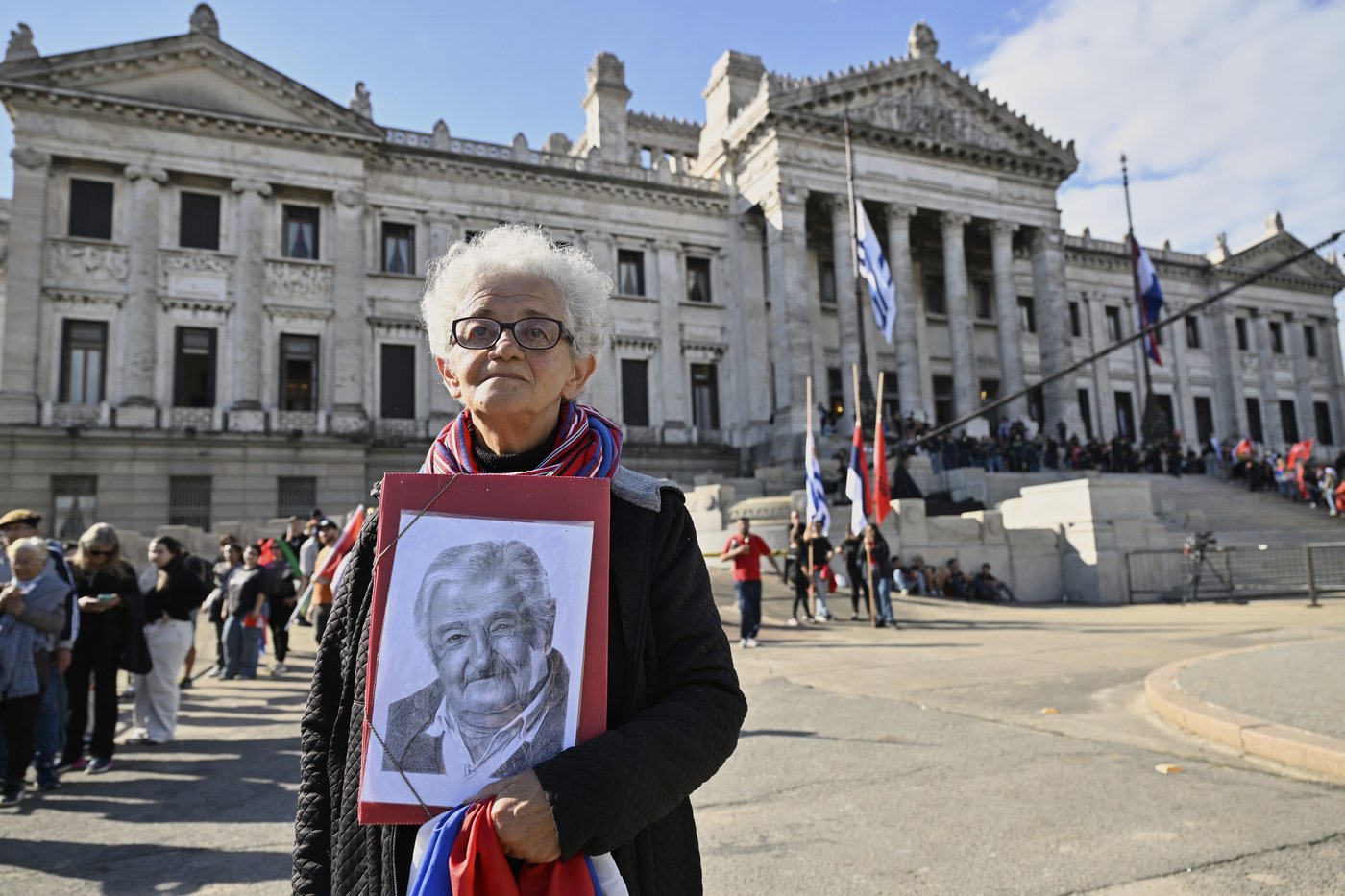 PHOTO COLLECTION: Uruguay Mujica funeral | iNFOnews.ca