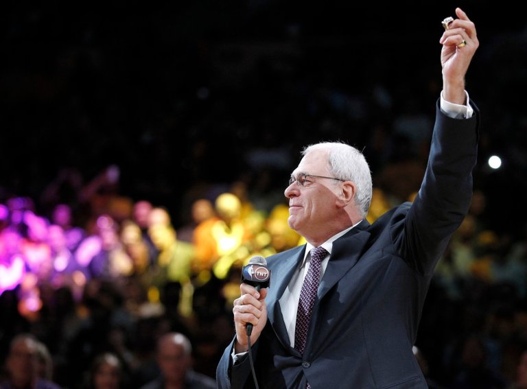 Lakers to unveil statue of championship-winning coach Phil Jackson next year | iNFOnews.ca